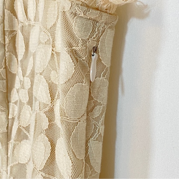 Lauren Conrad cream lace dress, Size 2 - Picture 11 of 12